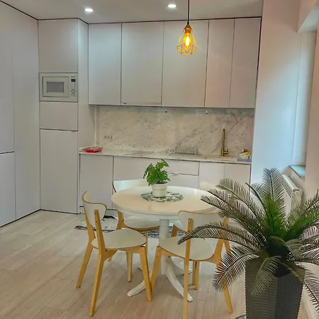 Apartment Shining Diamond